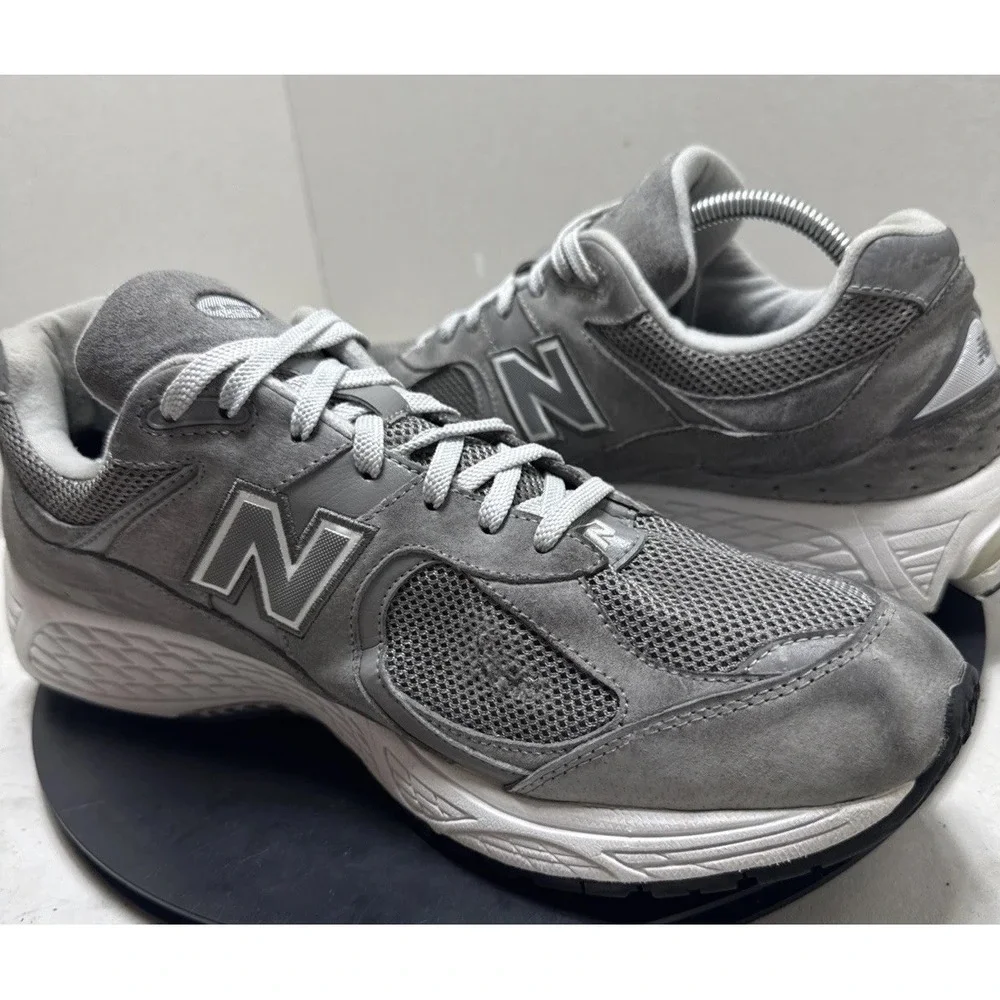 New Balance 2002R Mens 13 Gray Suede Running Walking Sneakers M2002RJM